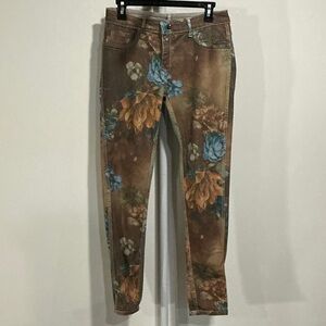 Tempo Paris Reversible Beige and Blue Floral Jeans